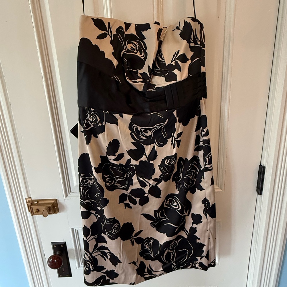 White House Black Market Strapless Dress - Black Rose on Taupe